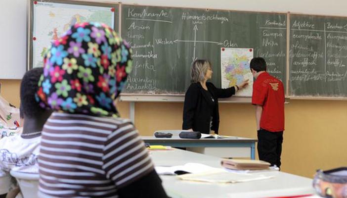رئيس جامعة ألمانية يقترح إدخال “العربية” كمادة إلزامية في المدارس