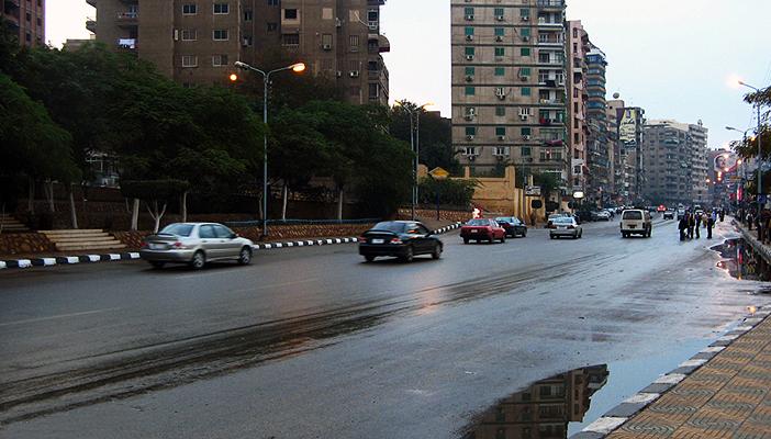 الحاجة فوزية.. منزل بلا سقف في شتاء لا يرحم