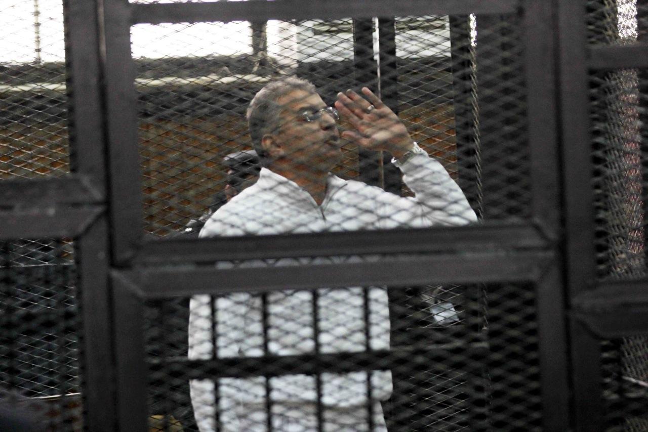 في رسالة من سجنه.. عصام سلطان: لن أؤيد الانقلاب ومرحبا بالبدلة الحمراء