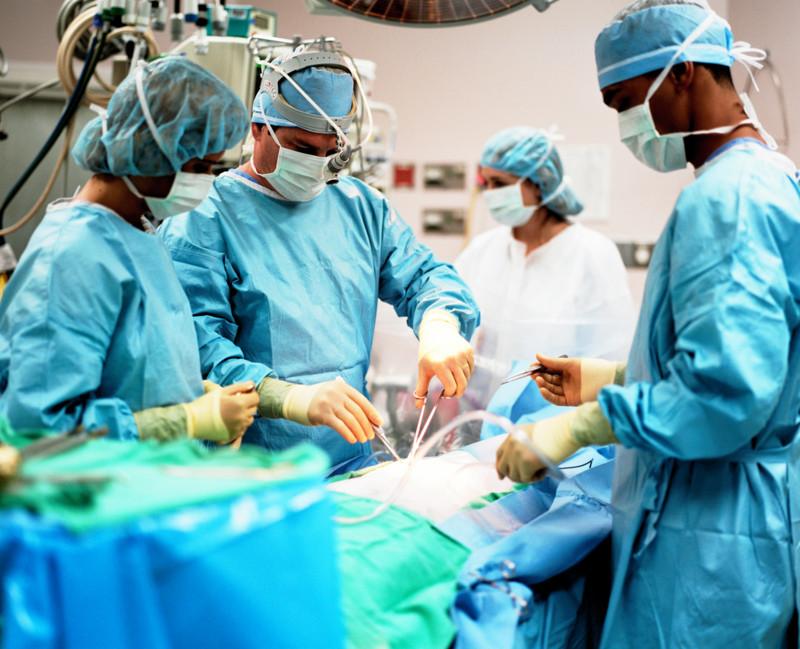 للمرة الأولى في تاريخ خدمة الضمان الصحي..إضراب شامل للأطباء في إنجلترا