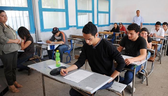 بدء تصحيح عينة مادة اللغة الإنجليزية.. ونسبة نجاح اللغة العربية ترتفع