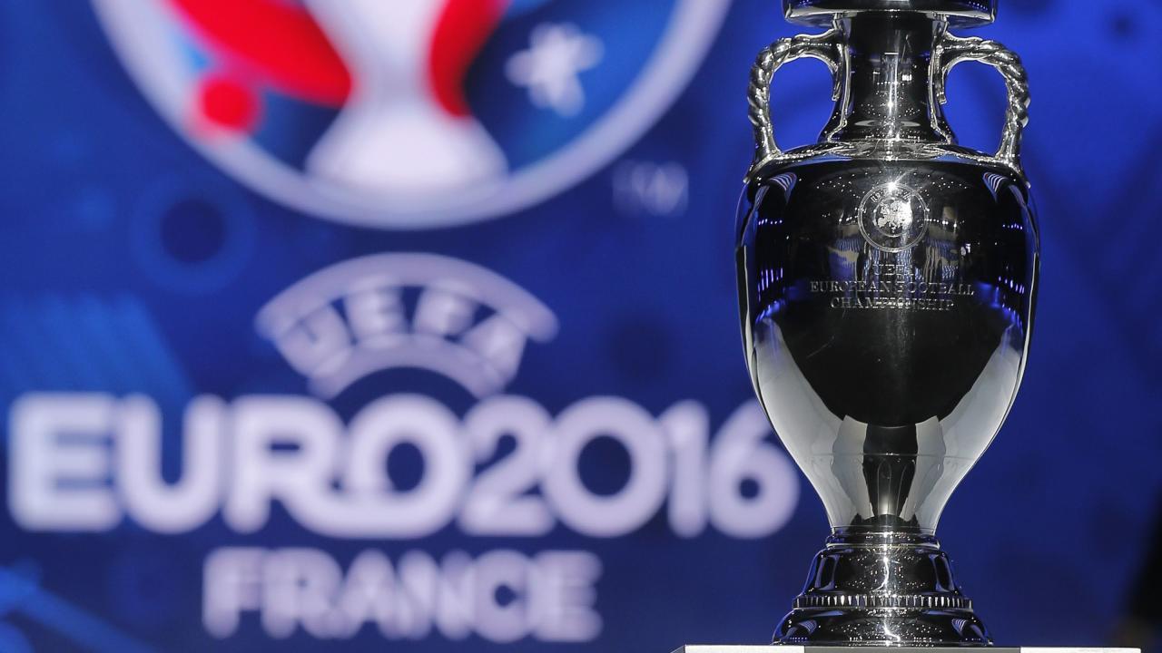 تعرَّف على أفضل 5 تطبيقات رياضية لمتابعة يورو 2016