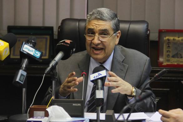 محمد شاكر: استعنا باستشارى أجنبي عند وضع الأسعار الجديدة للكهرباء