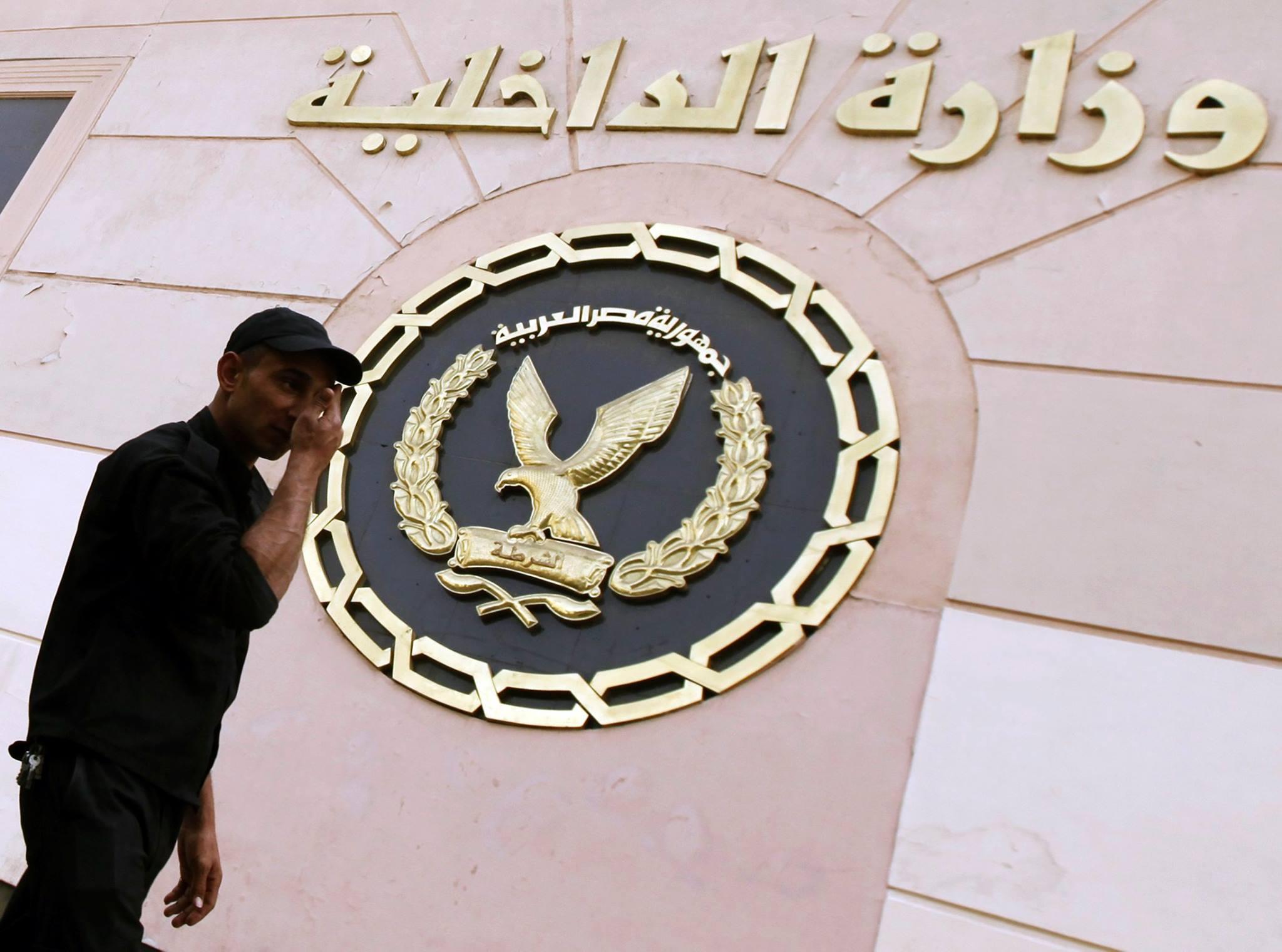 بعد اتهامهم بقتل عامل.. حبس3 ضباط شرطة 4 أيام