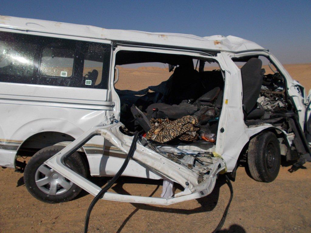 مصرع وإصابة 12 طالبة بجامعة حلوان جراء انقلاب سيارة ميكروباص
