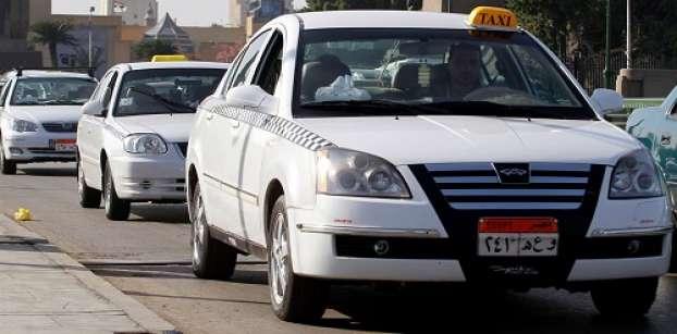 “رابطة التاكسي الأبيض” تطالب الحكومة برفع تعريفة العداد إلى 5 جنيهات