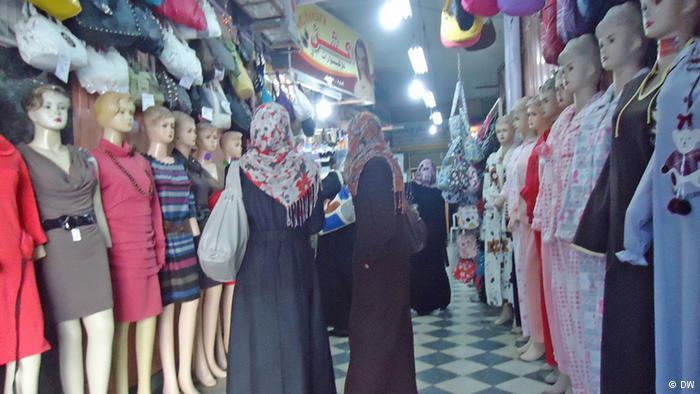 70% من مشتريات المصريين للعروض والخصومات