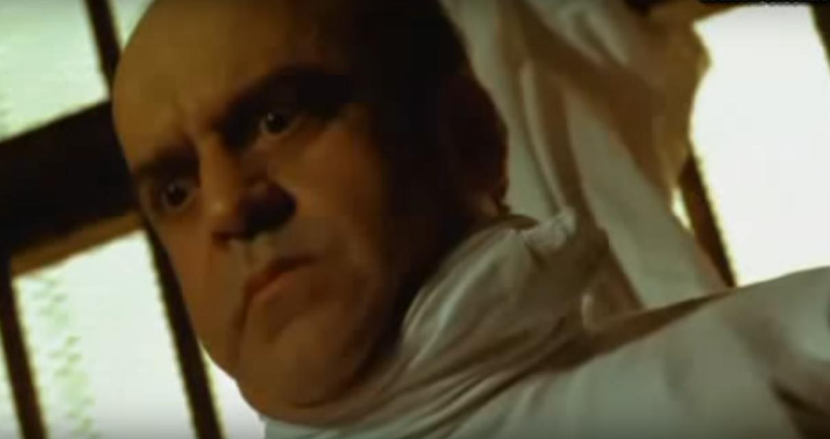 رواد الفيس بوك يشبهون واقعة شلبي بمشهد فيلم “واحد من الناس”