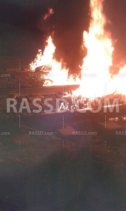 محتجون يقطعون السكة الحديد وطريق أسيوط عقب ضرب متظاهرتين