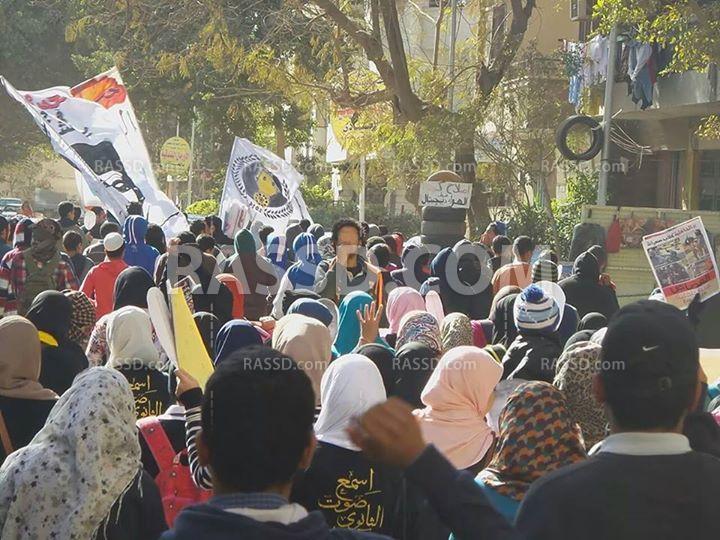 مسيرة بالمعادي في ذكرى استشهاد 5 من معارضي الانقلاب