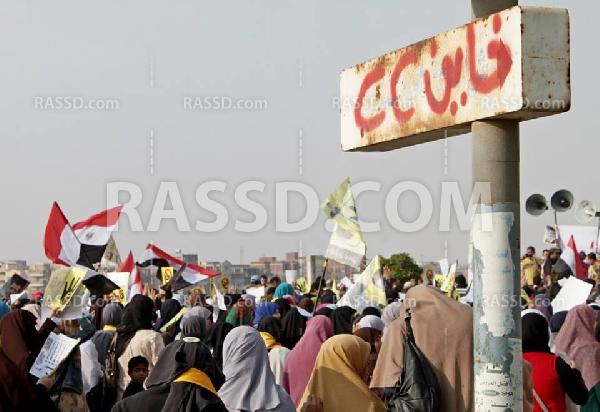 عمال مصانع “العاشر”يتصدرون الإحتجاجات الرافضة للإنقلاب
