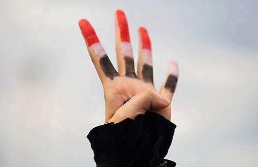 أمن الإنقلاب يتحرش بـ 4 طالبات و يهدد الباقيات  بالإغتصاب