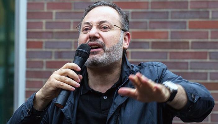 أحمد منصور: لا أحد يملك إسقاط الجنسية المصرية عني