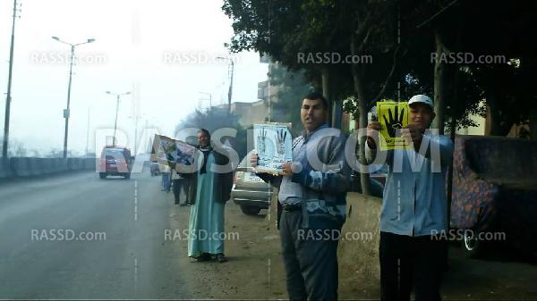 سلسلة بشرية لحركة 7 الصبح بميت غمر رفضا للانقلاب