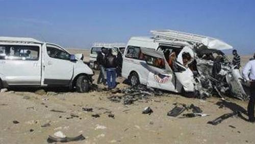 مصرع 2 وإصابة 5 فى انقلاب سيارة بطريق السويس