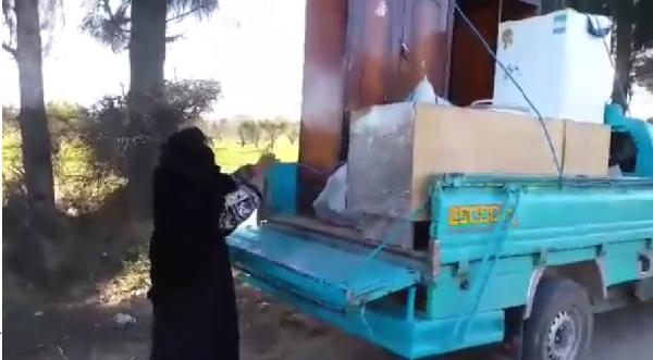 بالفيديو| عجوز سيناوية تدعو على السيسي بعد طردها