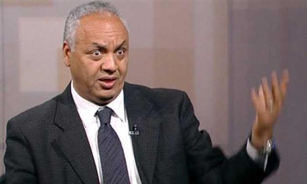 مصطفى بكري: بناء أول وكالة فضاء مصرية.. و90 مدرسة ذكية خلال عام 2017