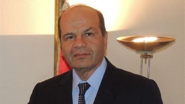 ملثمون يطلقون النار على فوج سياحي أمام فندق الأهرامات الثلاثة