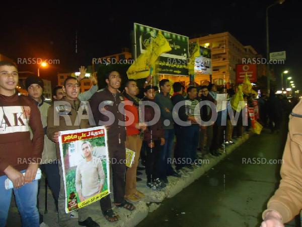 سلسلة بشرية بدمياط ضد الانقلاب العسكري