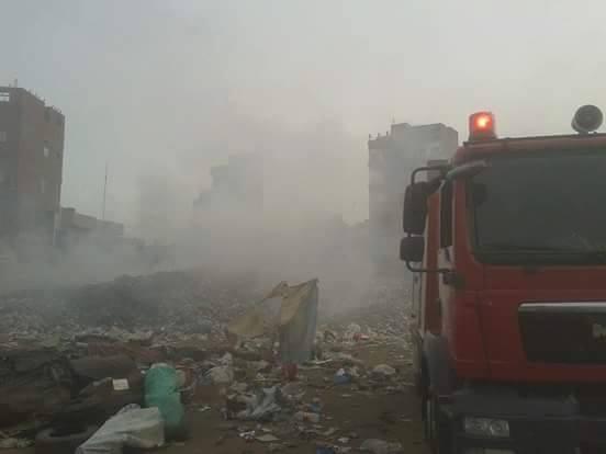 حريق ضخم بتل قمامة بحي الشيخ حسن يصيب المواطنين بالاختناق