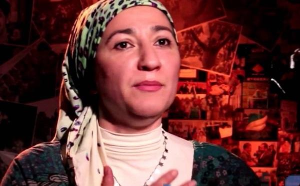 النيابة تأمر بضبط وإحضار زوجة هشام عبدالله لانضمامها لـ25 يناير