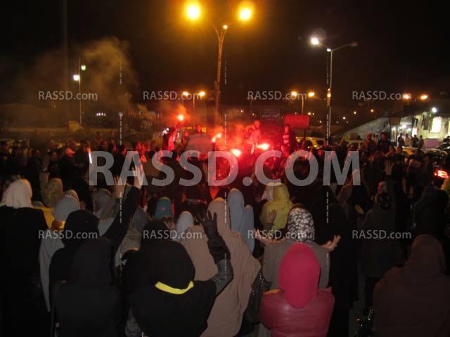 وقفة لأهالي بورسعيد تطالب بمقاطعة “دستور الدم”