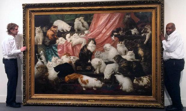 قطعة بسكويت بـ23 ألف دولار.. أغرب 5 مقتنيات بيعت في مزادات عالمية