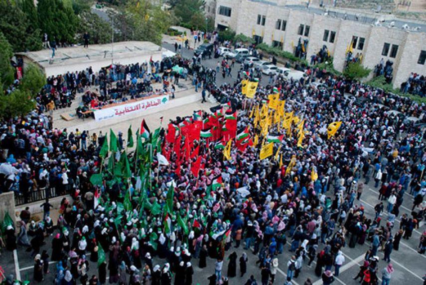 جيش الاحتلال يقتحم جامعة بيرزيت الفلسطينية