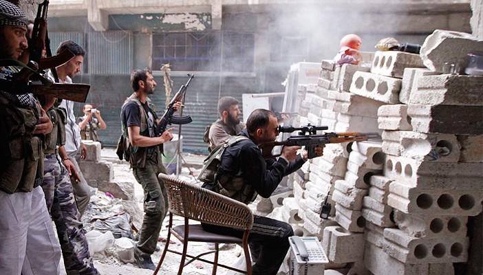 كاتب سوري: “الجيش الحر” صد هجمات ميليشيا إيران على حلب