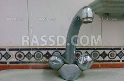 انقطاع المياه في البحيرة وتسرب سولار في ترعة الخندق