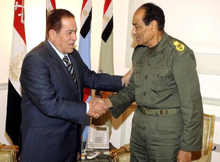 الجنزوري في ميلاده الـ82.. عصا السيسي للسيطرة على البرلمان