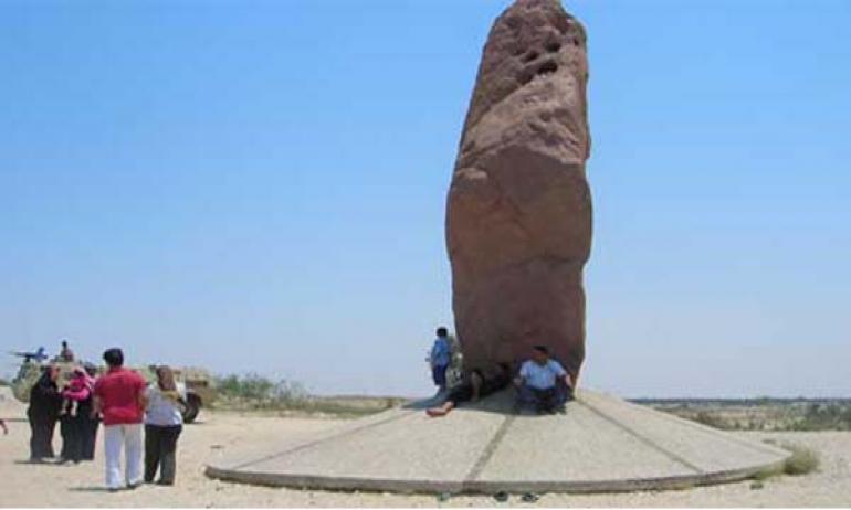 بالفيديو| لهذه الأسباب حافظ الجيش على “صخرة ديان”.. وهدم رفح