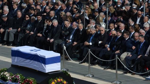 مصر تعزي اسرائيل رسميا بوفاة السفاح شارون