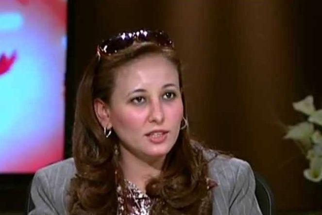 ملك: من يشارك فى وثيقة الدم فليغسل أصابعه من دم الشهداء