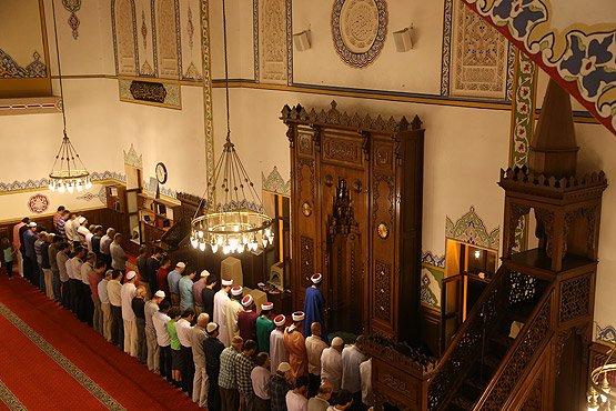 أئمة “العرب”.. دروع قمع وفتن؟ – محلي الحاج