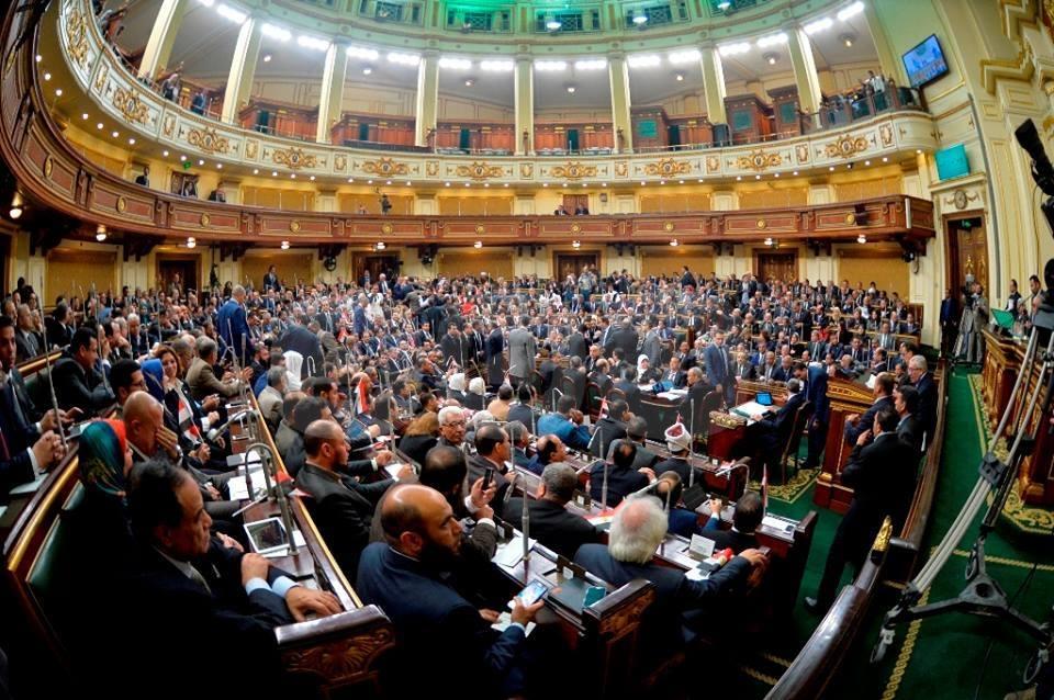 فضيحة.. مجلس النواب يوافق على 123 قانونًا خلال يوم واحد