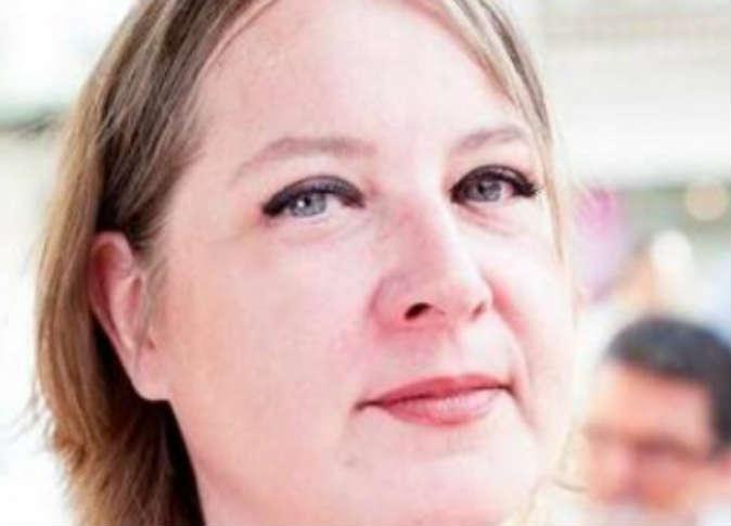 مخرجة فرنسية تعتنق الإسلام بعد حادثة “شارلي إيبدو”