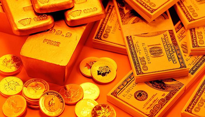 الدولار يقفز لـ 8.90 جنيه بالسوق السوداء.. والذهب يواصل التراجع