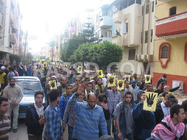 اعتقال 6 شباب بمسيرة صباحية بدمياط الجديدة رفضًا للانقلاب