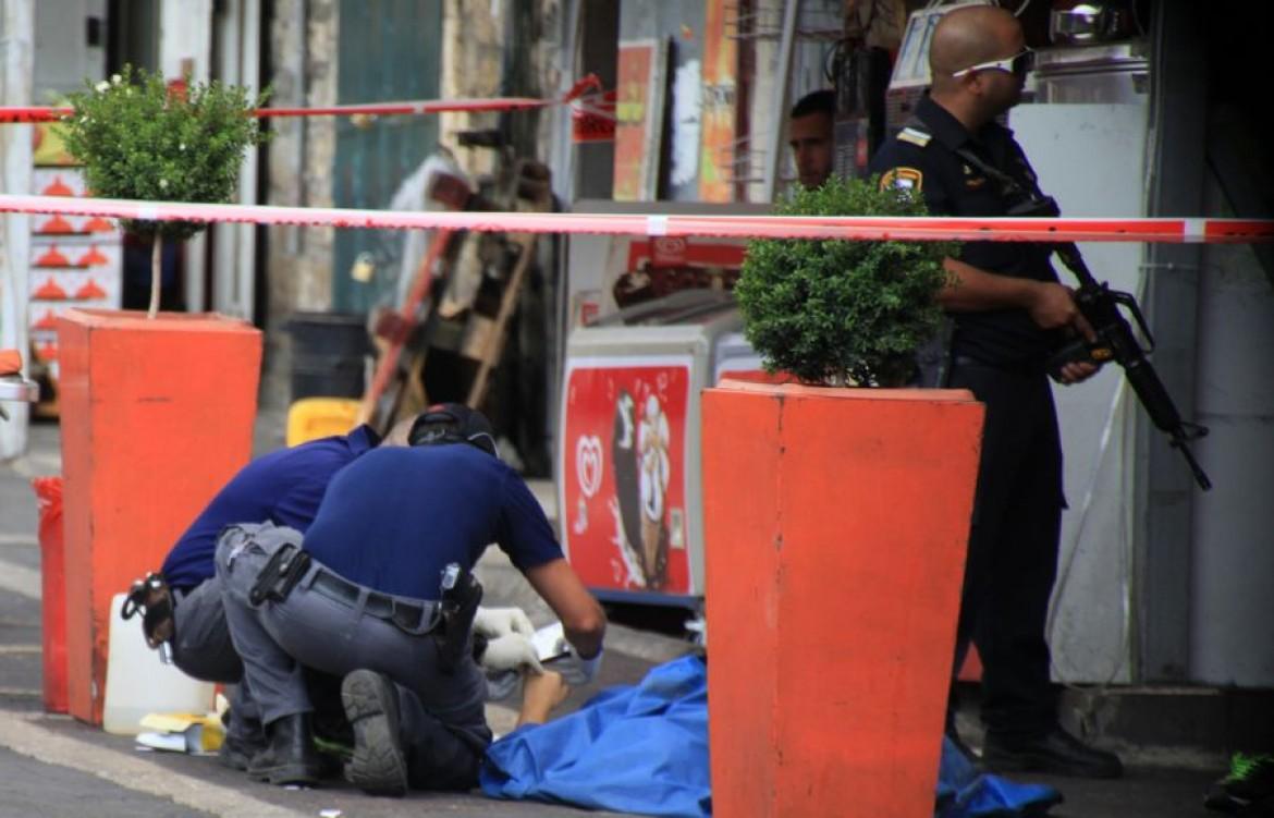 إصابة إسرائيلية في عملية طعن نفذها فلسطيني بالخليل