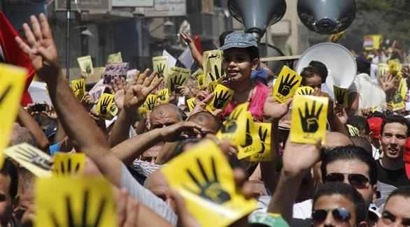 محاولات التصالح مع الجماعة