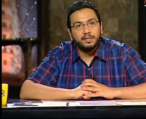 بلال فضل:السياسة الحالية بدايتها مسلية ونهايتها الإطاحة بصانعيها