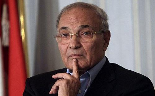 لماذا رفض السيسي لقاء شفيق في الإمارات؟