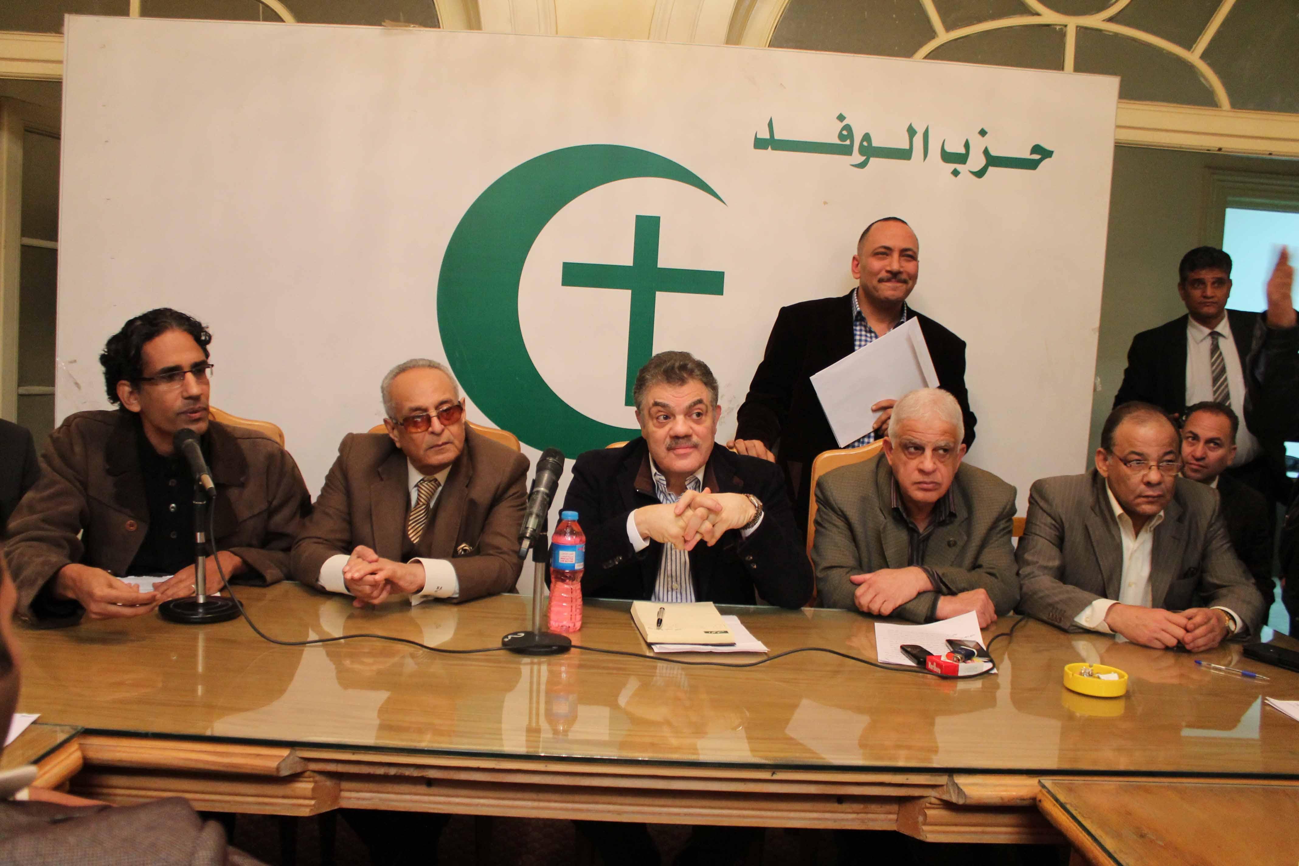 القبض على سكرتير حزب الوفد بتهمة “تعكير صفو الأمن العام”