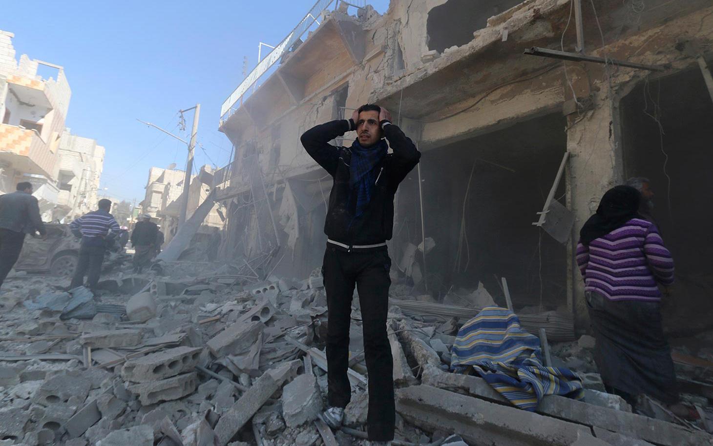 المرصد السوري: مقتل أكثر من 1000 مدني منذ بداية الغارات الروسية