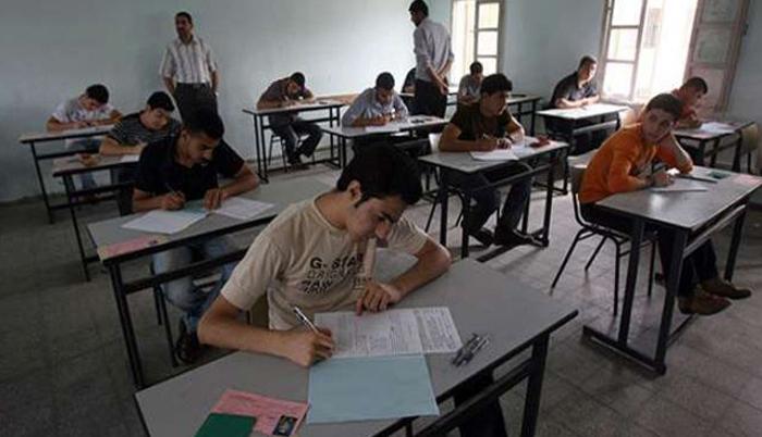 إضافة عقوبة الحبس لإقرار طلاب الثانوية لمواجهة تصوير وتسريب الأسئلة