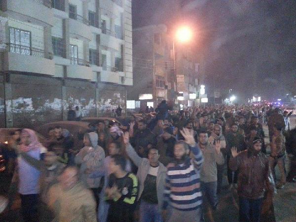 الفيوم تجدد أجواء يناير بتظاهرة ليلية حاشدة