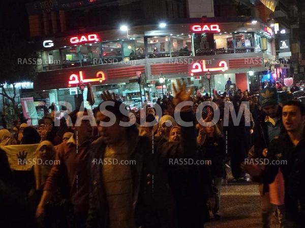 مسيرة ليلية مناهضة للإنقلاب بالمهندسين