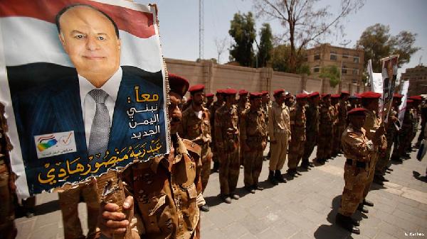 اليمن.. تمديد فترة الرئيس “هادي” عاما آخر