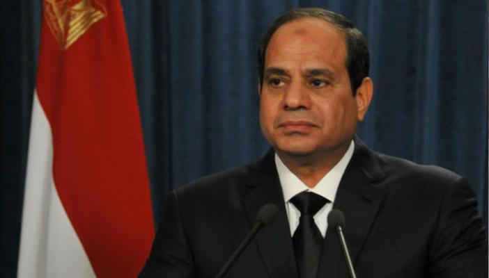 تايم: “نوبة هلع” تنتاب النظام المصري قبيل ذكرى ثورة يناير